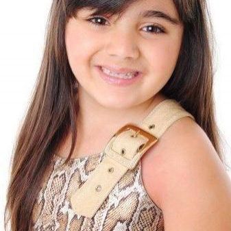 Manuela Munhoz  Caulfield Maclay Stewart